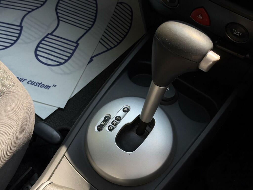 Renault Megane E-Tech 1.6 Vvt Tech Run Silver #18