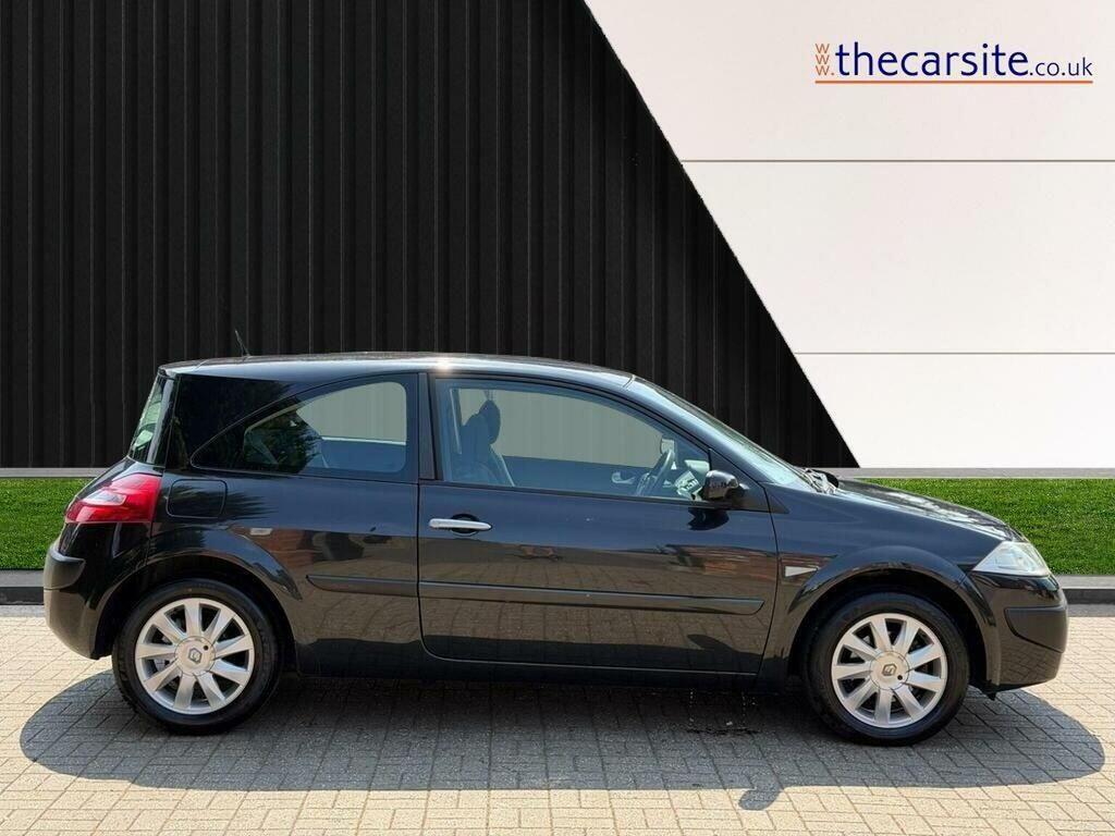Renault Megane E-Tech Hatchback 1.6 Vvt Tech Run 200808 Black #4
