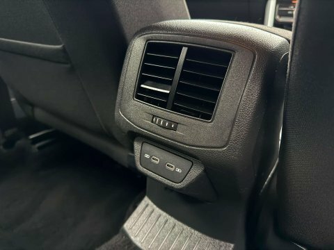 Volkswagen T-Roc 2024 73 1.0 AVI3291 Black #3