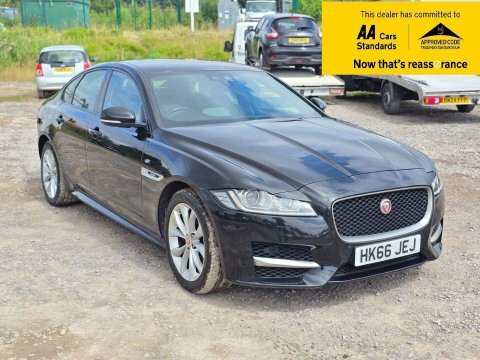 Jaguar XF 2.0D R-sport Saloon Black