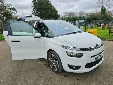 Citroen Grand C4 Picasso 1.6 Thp Exclusive WG65XLX White #5