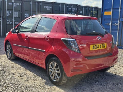 Toyota Yaris 1.33 Dual Vvt-i AO14ATN Red #4