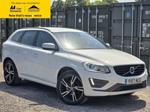 Volvo XC60 2.0 D4 R-design White