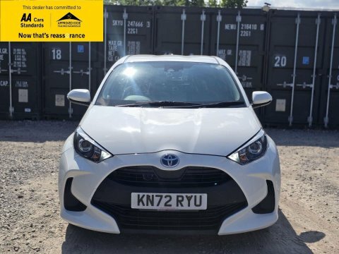 Toyota Yaris 1.5 Vvt-h Icon KN72RYU White #2