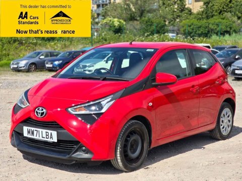 Toyota Aygo 1.0 Vvt-i X-play MW71LBA Red #3
