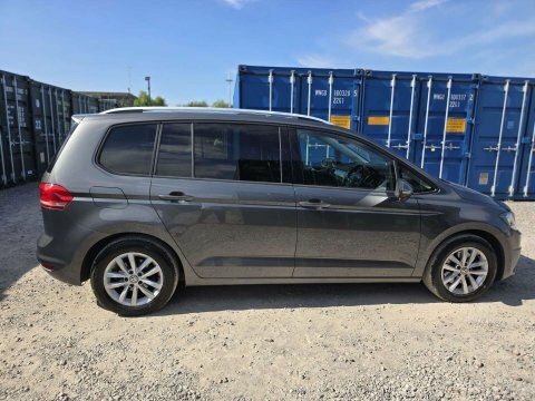 Volkswagen Touran 1.6 Tdi Bluemotion Grey #5