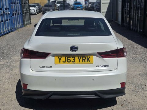 Lexus IS Premier Black #9