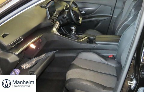 Peugeot 5008 1.2 Puretech Allure AK22MKD Black #2
