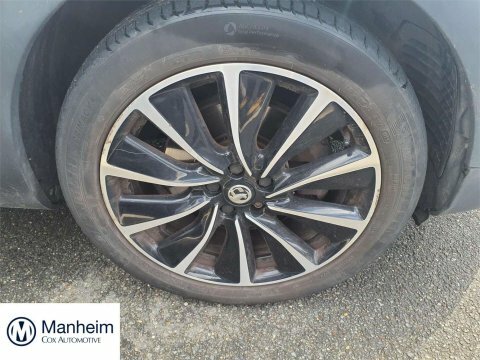Vauxhall Grandland X 1.6 13.2Kwh Sri BG70GOC White #4