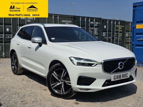 Volvo XC60 2.0 D4 R-design White
