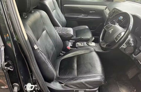 Mitsubishi Outlander 2.0H 12Kwh Gx4h Black #5