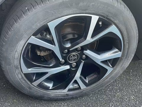 Toyota C-Hr C-hr Design Hev Cvt Silver #10