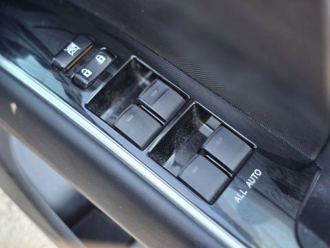 Toyota Estima Hybrid 2.4 Black #14