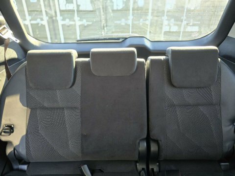 Toyota Estima 2.4 Vvti Cvt 8 Seater Black #20