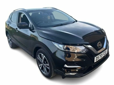 Nissan Qashqai 1.3 Dig-t N-connecta Black