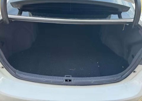 Toyota Avensis D-4d Business Edition Silver #8