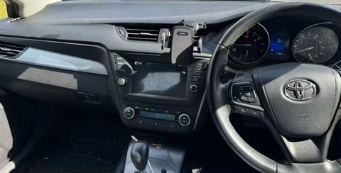 Toyota Avensis D-4d Business Edition Silver #7
