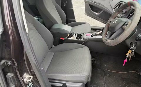 Seat Leon 1.6 Tdi Se SJ68NYU Purple #5