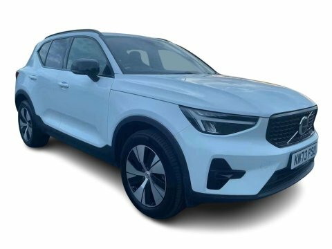 Volvo XC40 1.5H T4 Recharge White