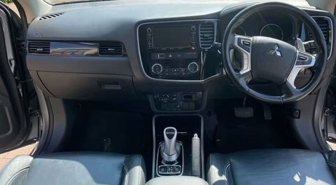 Mitsubishi Outlander 2.0H 12Kwh Gx5hs Cvt 4Wd Euro 6 Ss Black #7