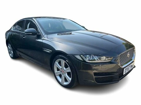 Jaguar XE 2L Prestige Black #1