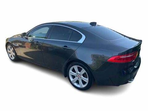 Jaguar XE 2L Prestige Black #4