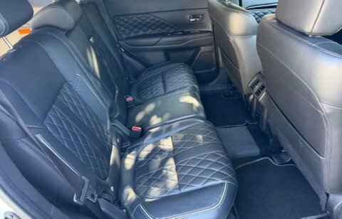 Mitsubishi Outlander 2.4H Twinmotor 13.8Kwh White #6