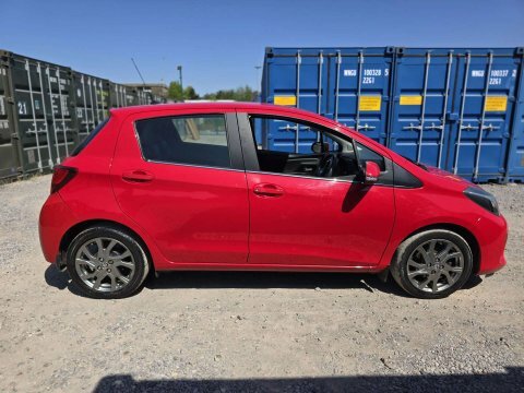 Toyota Yaris 1.33 Dual Vvt-i DV64ACO Red #5