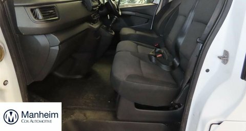 Renault Trafic 2.0 Dci Sl28 White #2