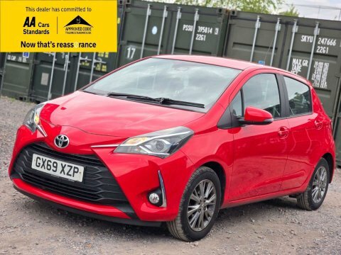 Toyota Yaris 1.5 Vvt-i Icon Red #3