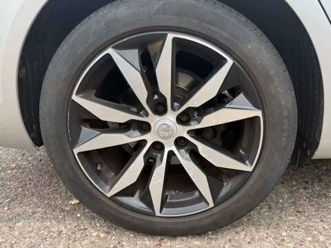 Vauxhall Insignia Gransport Silver #9