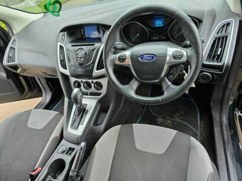 Ford Focus 1.6 Tdci Titanium X Euro 5 Ss Red #34