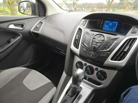 Ford Focus 1.6 Tdci Titanium X Euro 5 Ss Red #37