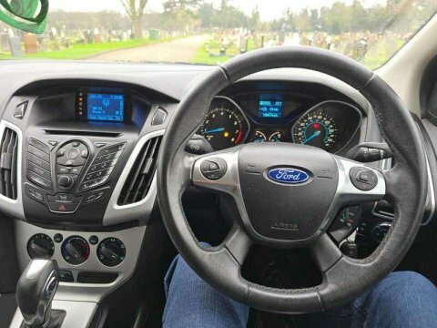 Ford Focus 1.6 Tdci Titanium X Euro 5 Ss Red #30