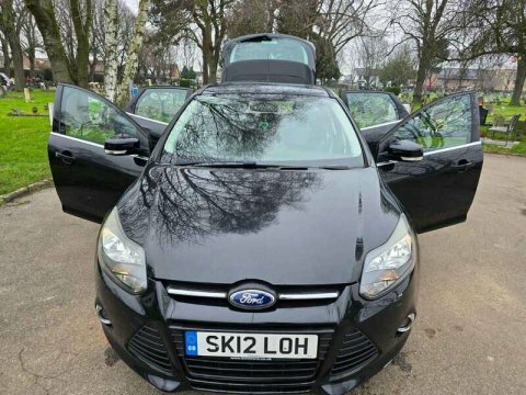 Ford Focus 1.6 Tdci Titanium X Euro 5 Ss Red #13