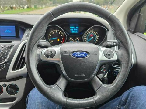 Ford Focus 1.6 Tdci Titanium X Euro 5 Ss Red #48