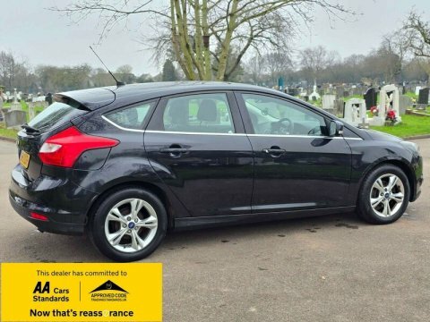 Ford Focus 1.6 Tdci Titanium X Euro 5 Ss Red #4