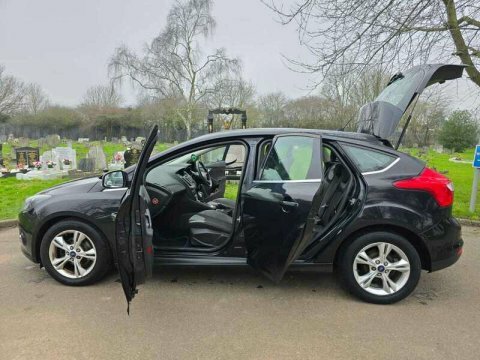 Ford Focus 1.6 Tdci Titanium X Euro 5 Ss Red #39