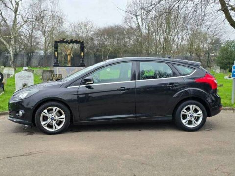 Ford Focus 1.6 Tdci Titanium X Euro 5 Ss Red #25