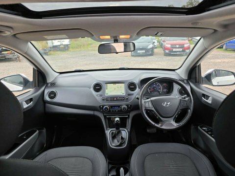 Hyundai I10 1.2 Premium Se White #6