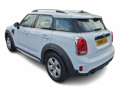 Mini Countryman 2.0 Cooper D White #4