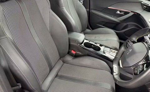 Peugeot e-2008 50Kwh Gt Suv Orange #5