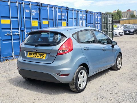 Ford Fiesta 1.25 Zetec Red #14
