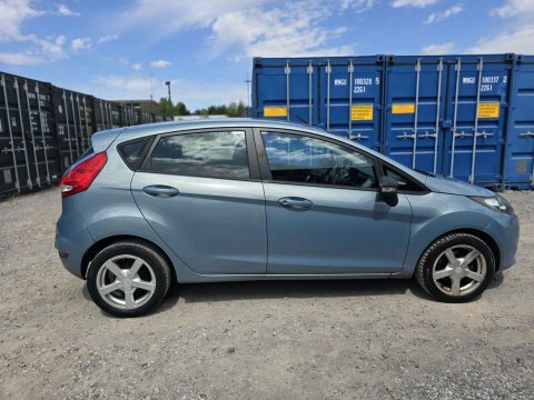 Ford Fiesta 1.25 Zetec Red #5