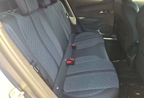Peugeot 2008 1.2 Puretech Allure Grey #6