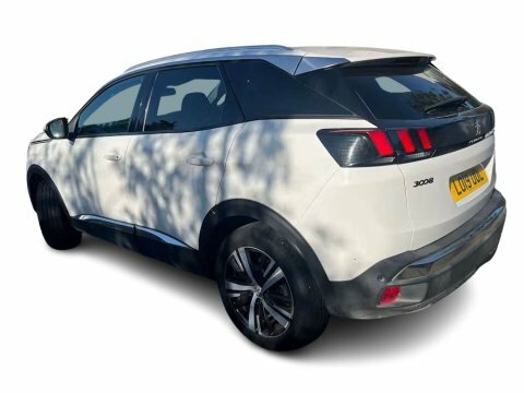 Peugeot 3008 1.2 Puretech Gpf White #4