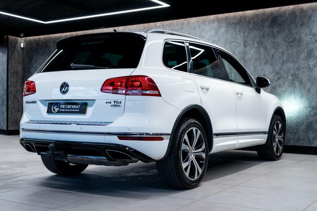 Volkswagen Touareg 2016 3.0 Tdi V6 Bluemotion Tech R-line Suv Die White #8