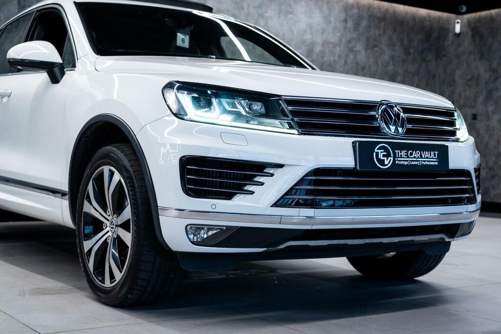 Volkswagen Touareg 2016 3.0 Tdi V6 Bluemotion Tech R-line Suv Die White #10