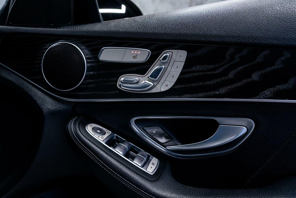 Mercedes-Benz C Class Amg Line Black #34