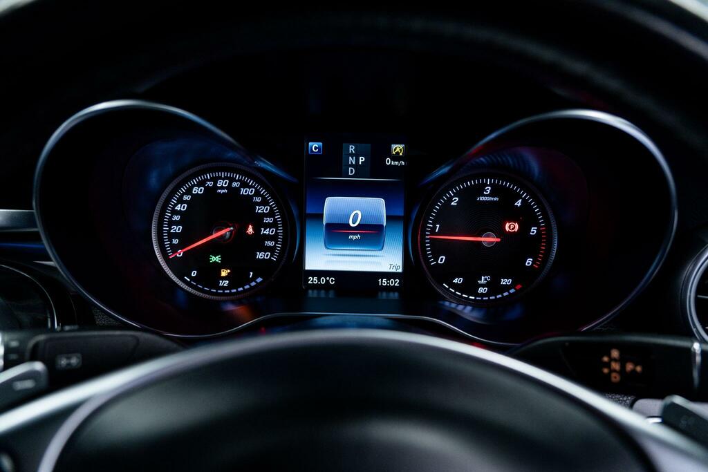 Mercedes-Benz C Class Amg Line Black #17
